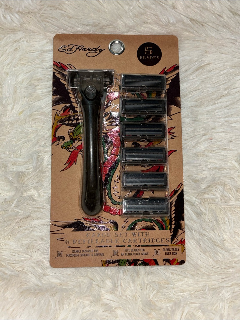 Ed Hardy Men’s Black Razor Set with 5 Blades